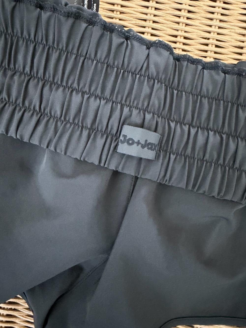JO+JAX Black Crop Top & Charcoal Short Set Size AXS - Picture 4 of 6